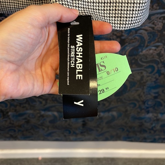 ninty jacket new with tags. Washable. - Picture 3 of 3